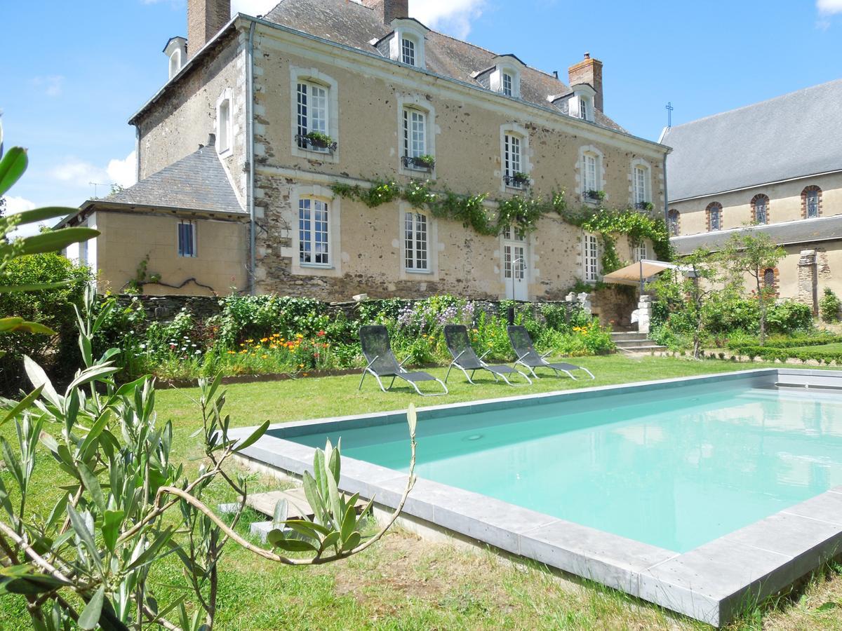 Le Presbytere Du Vigneau Menil Ngoại thất bức ảnh