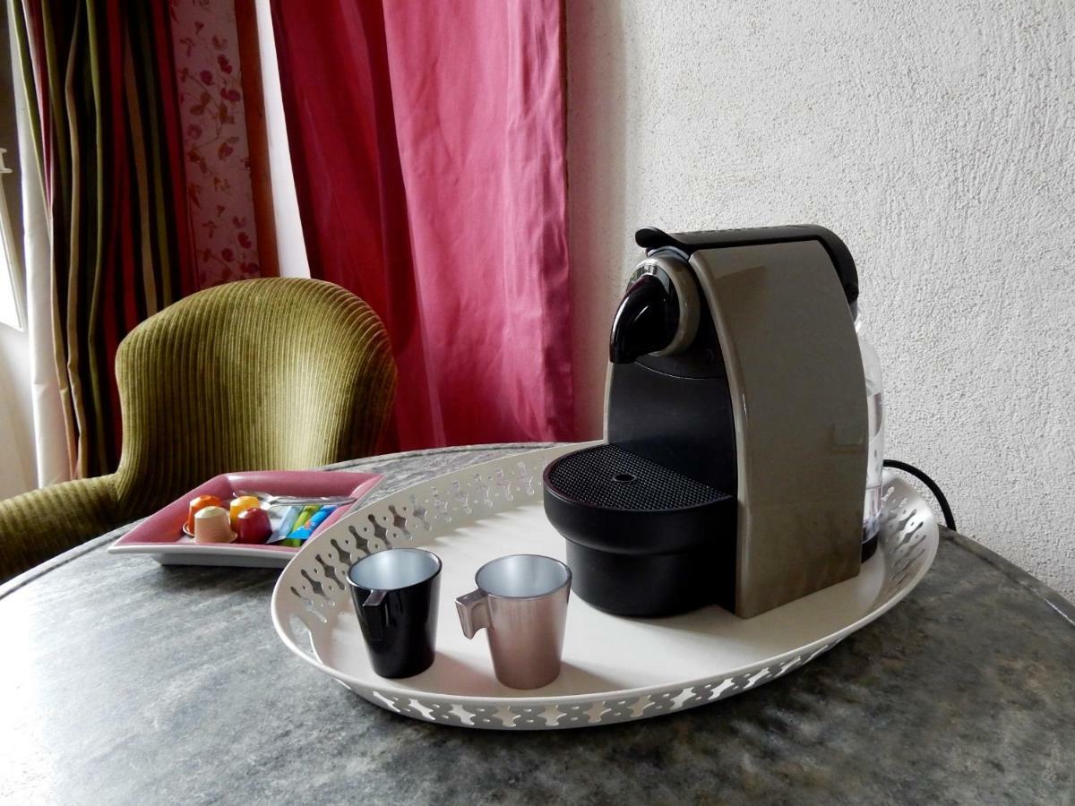 Le Presbytere Du Vigneau Menil Ngoại thất bức ảnh