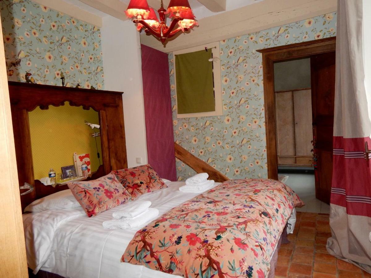 Le Presbytere Du Vigneau Menil Ngoại thất bức ảnh