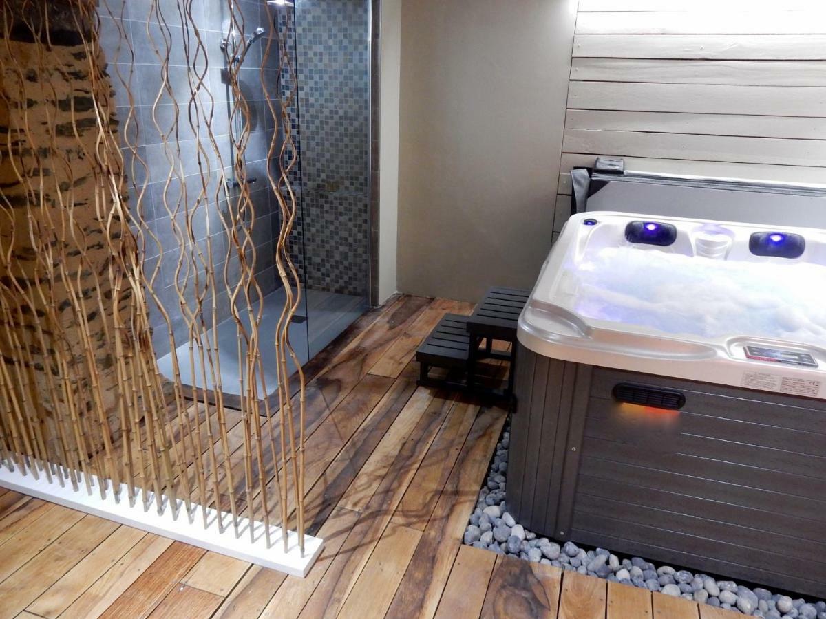 Le Presbytere Du Vigneau Menil Ngoại thất bức ảnh